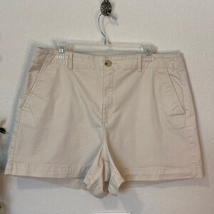 Loft 4” “The Washed Twill Short” in Khaki - Size 14